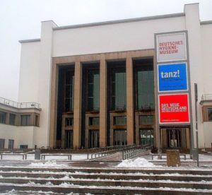 Deutsches Hygienemuseum Gläseren Frau Dresdener Museum