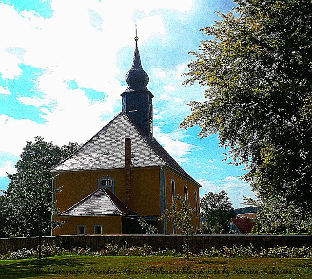 Dorfkirche und Friedhof Rammenau