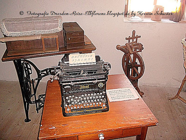 Antike Ausstellungsstücke im Rammenauer Heimatmuseum